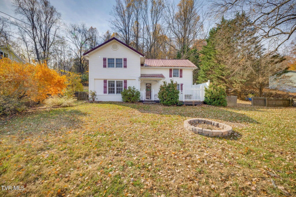 210 Emory Harr Pvt Drive, Blountville