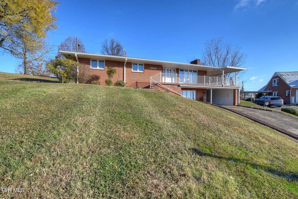 528 Bays View Road, Kingsport