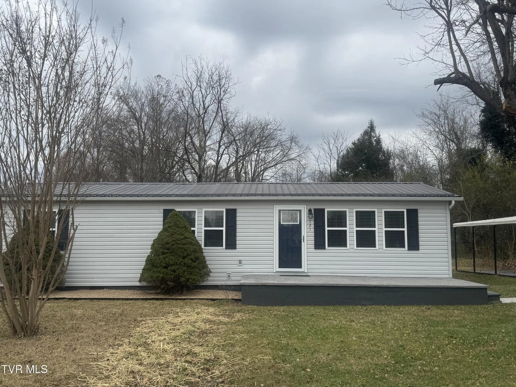 121 Bill Lewis Road, Elizabethton