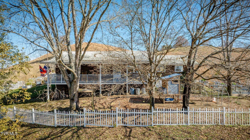 567 Long Town Road, Bulls Gap