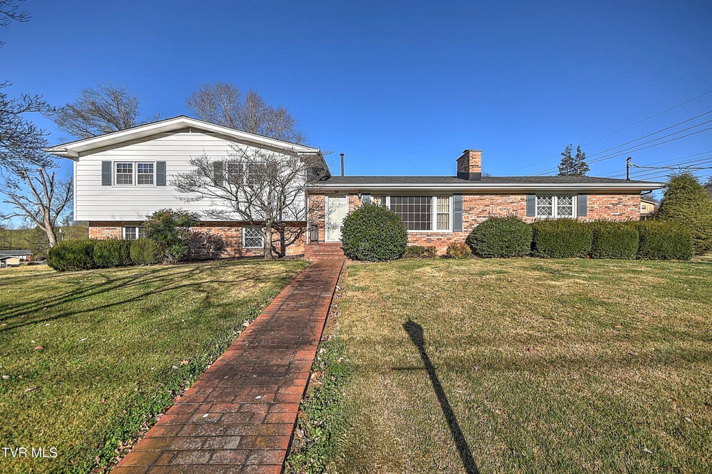 161 Echo Lane, Bluff City