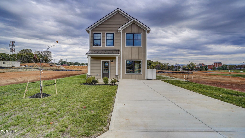 4129 Gambrel Oaks Street, Blountville