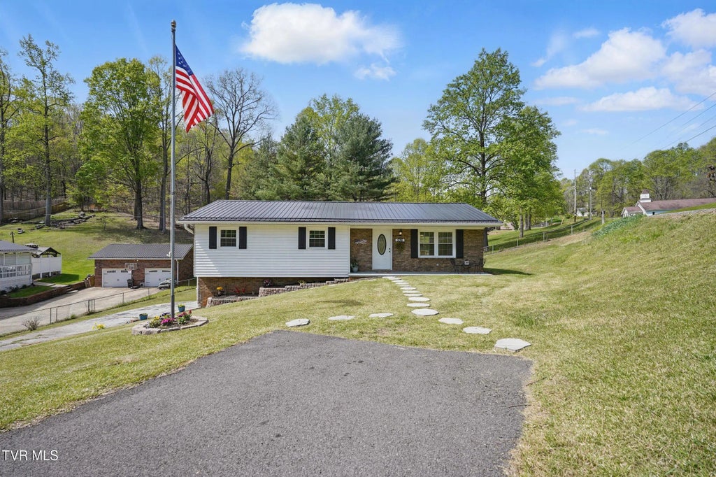 536 Chadwell Road, Kingsport