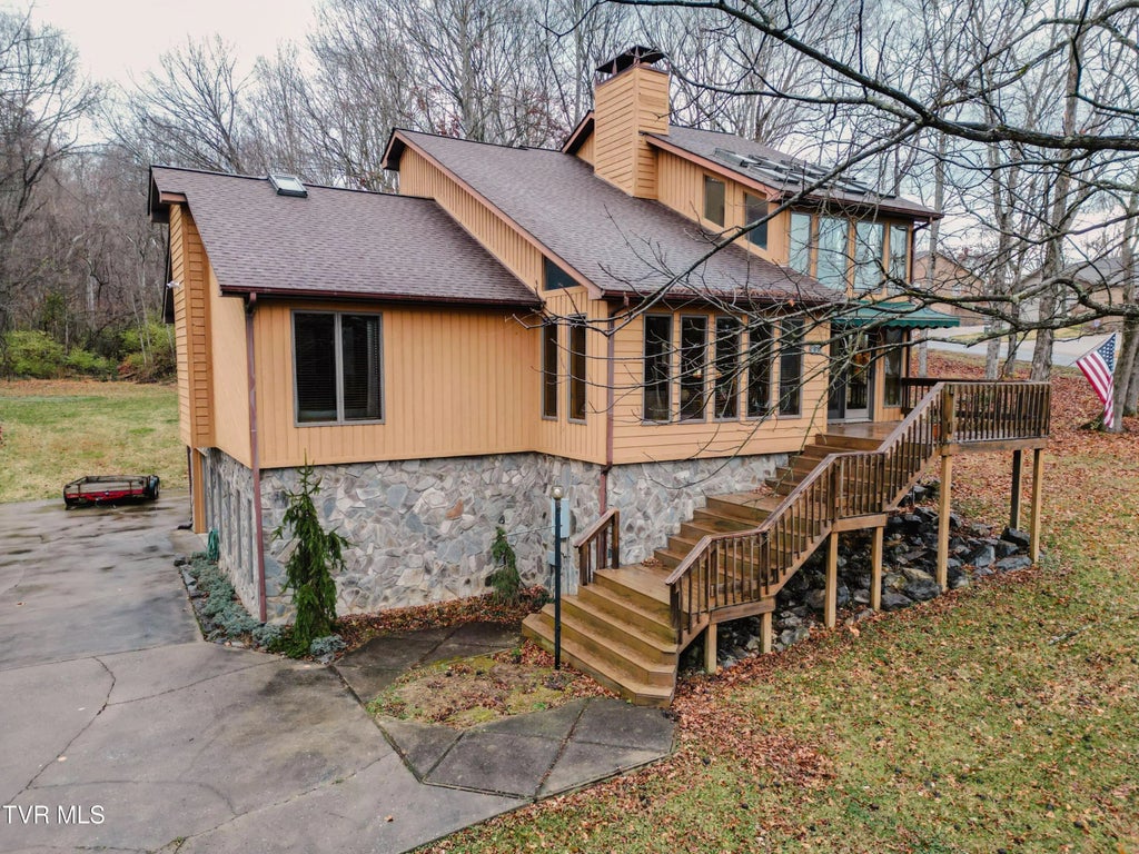 299 South Rufe Taylor Road, Greeneville