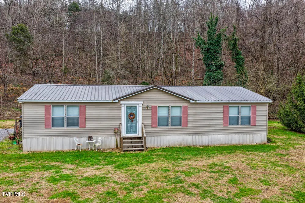 276 Burem Road, Rogersville