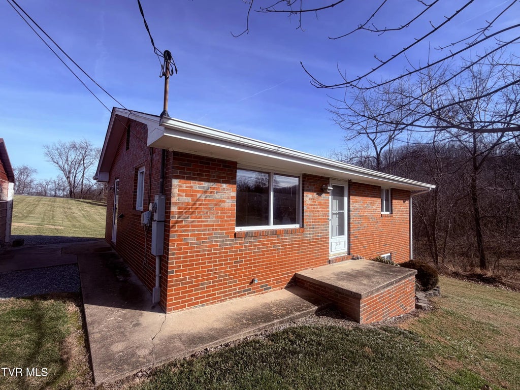 273 Fairford Lane, Blountville