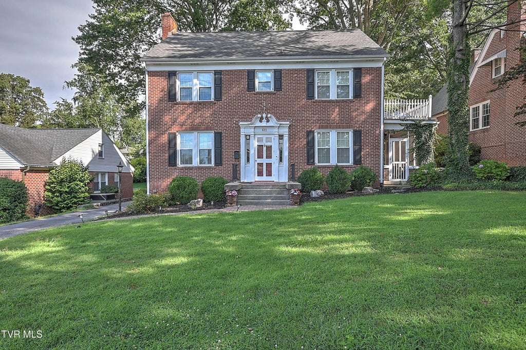 611 Lawrence Avenue, Bristol