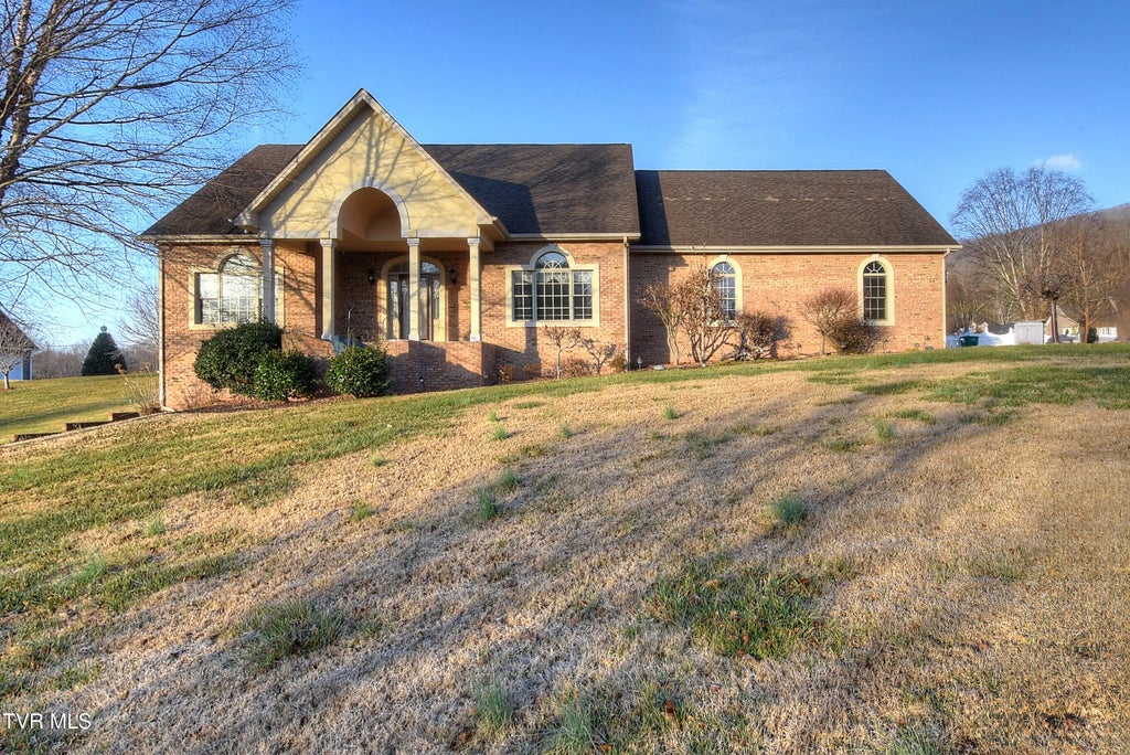 295 Sunrise Drive, Elizabethton