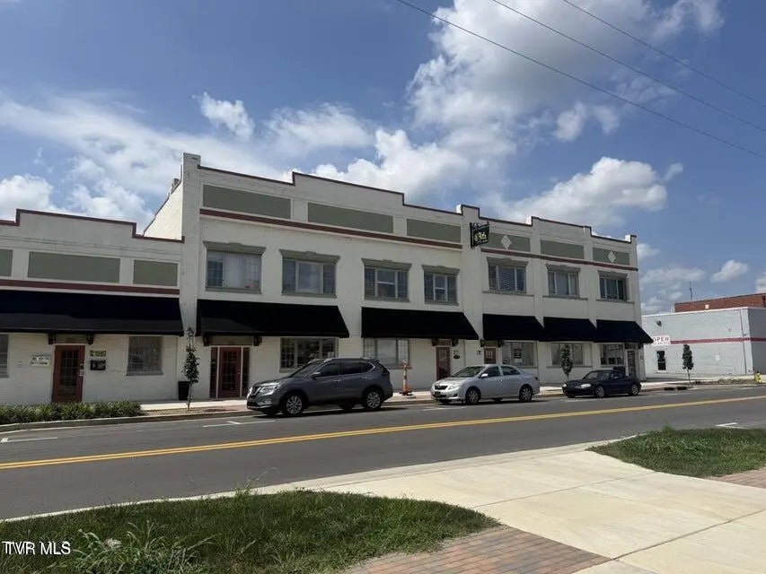 555 East Main Street 209, Kingsport