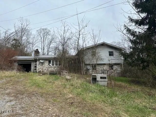 324 Ocoonita Road, Jonesville