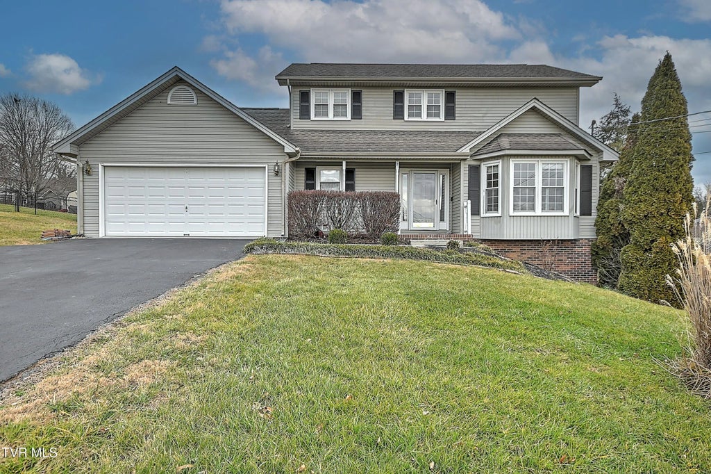 15336 Woodstone Circle, Bristol