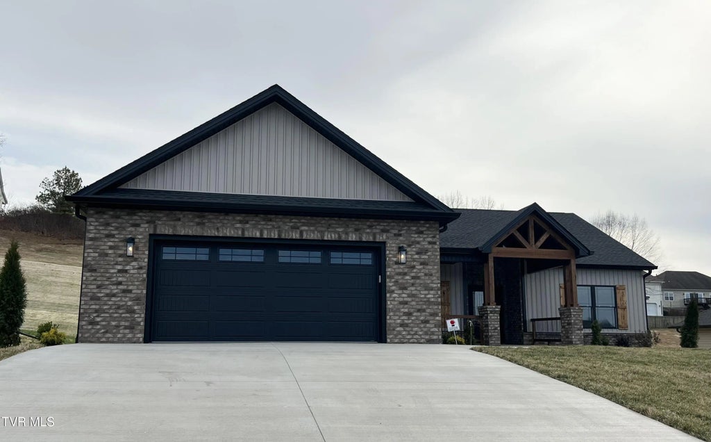 500 Middays Rest, Jonesborough