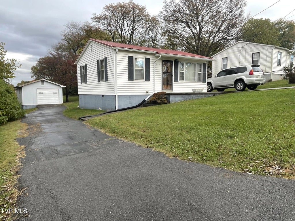 1139 Harrell Street, Morristown