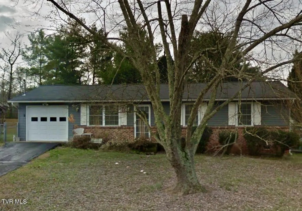 7312 Meadowbrook Circle, Knoxville