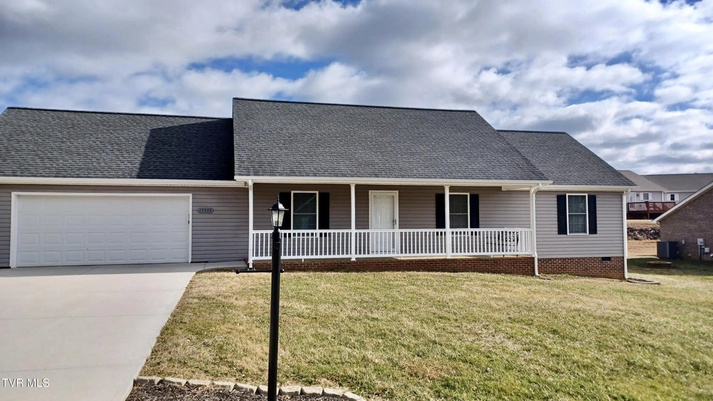 17505 Bridle Drive, Abingdon