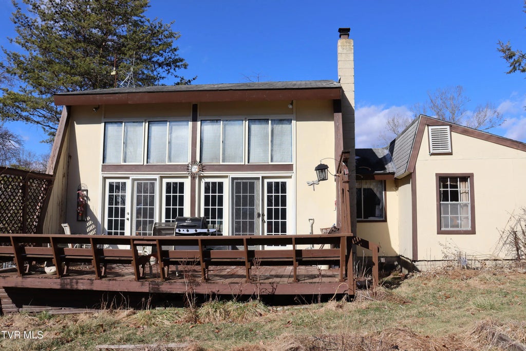 154 Old Stone Drive, Clintwood