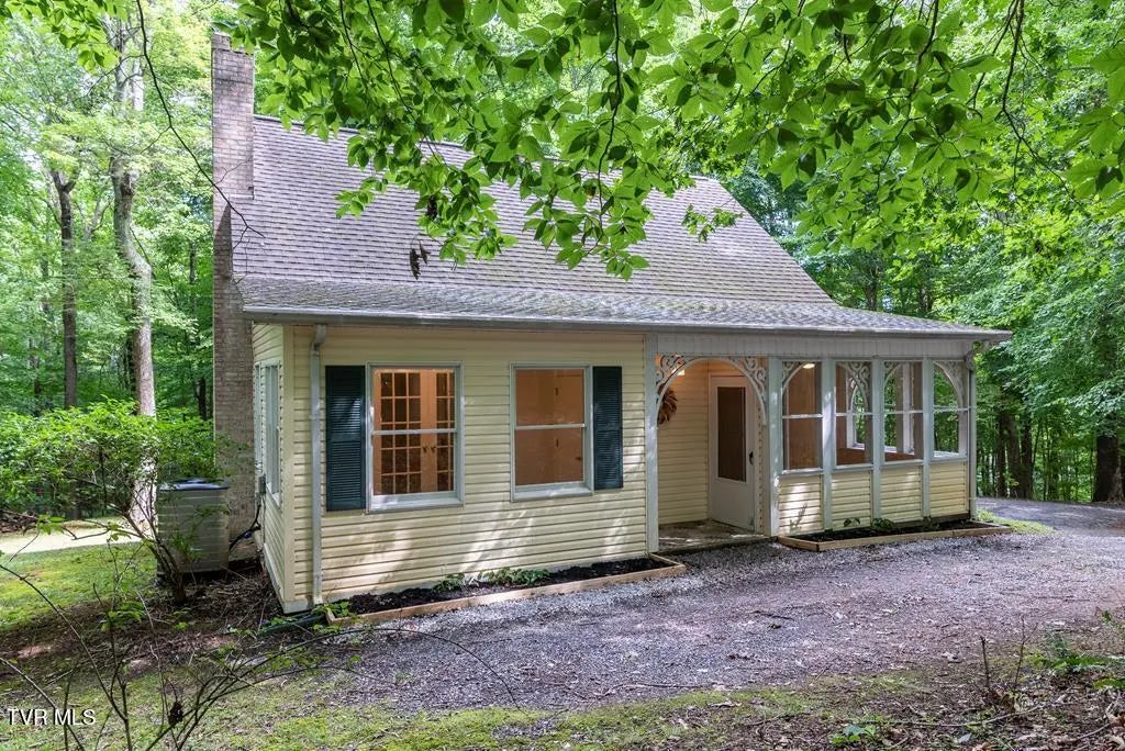 12034 Waterhouse Lane, Meadowview