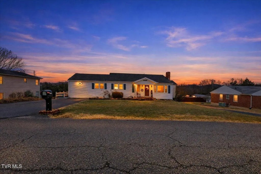 320 Sherwood Road, Bristol