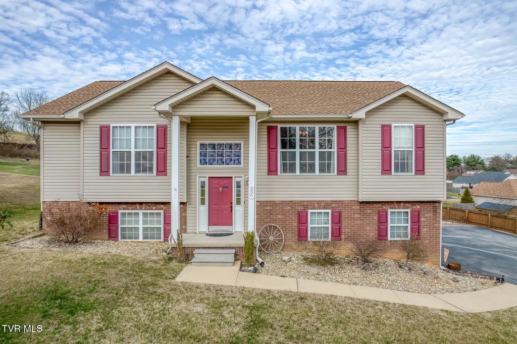 330 Katie Court, Jonesborough