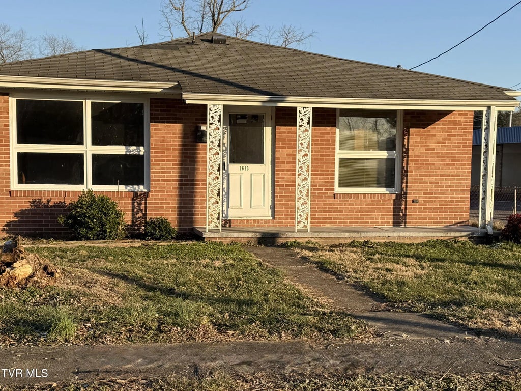1613 F Street, Kingsport