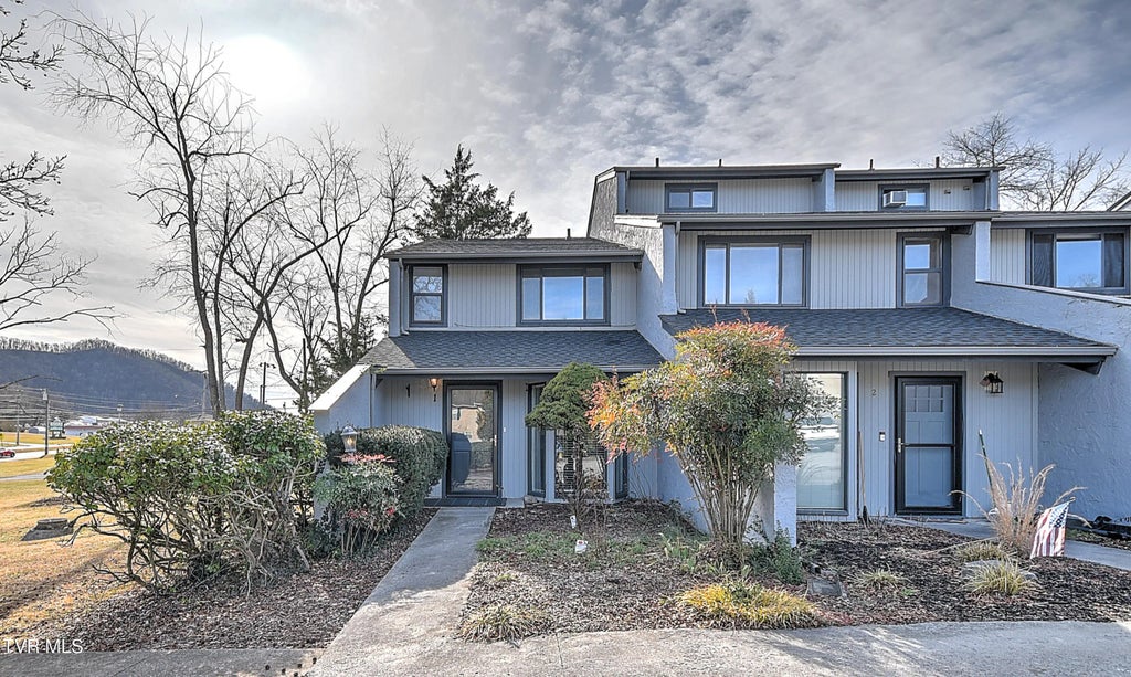 2420 Volunteer Parkway Apt 1a, Bristol