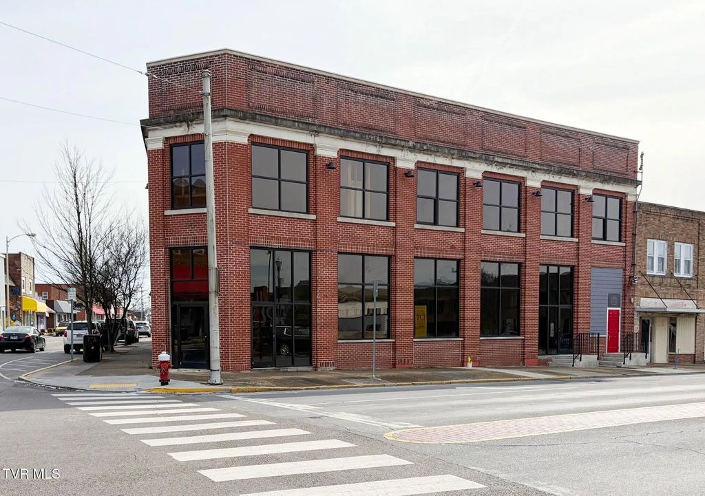 300 East Sullivan Street, Kingsport