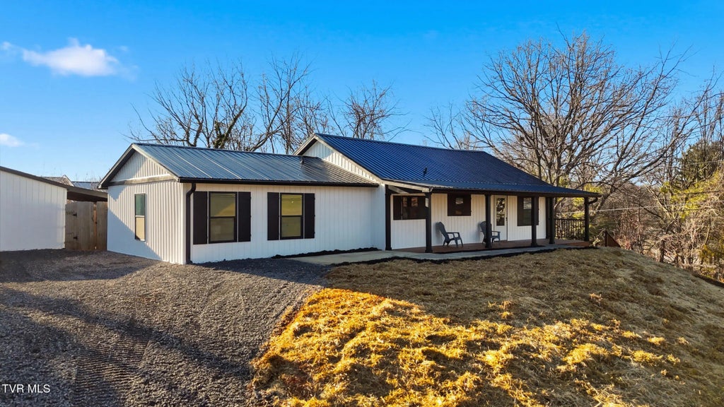 400 South Cherokee Street, Jonesborough