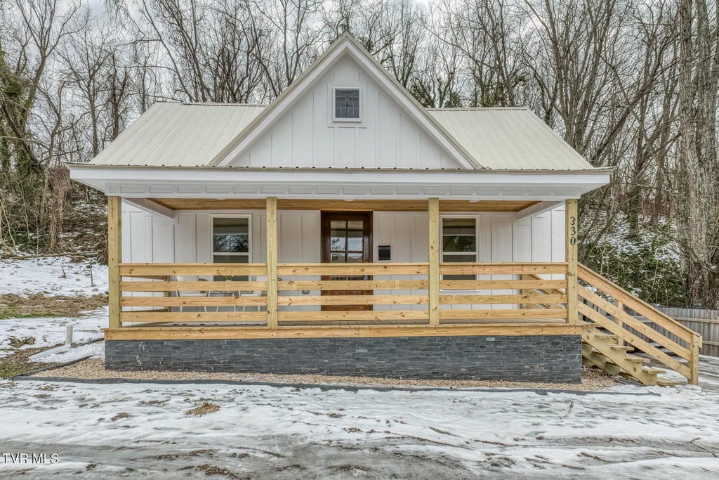 330 East Church Street, Greeneville