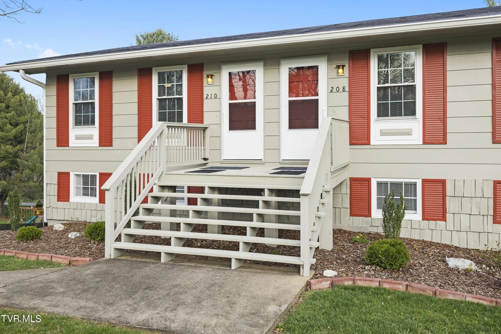 208 Redstone Drive, Bristol