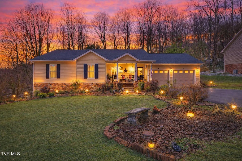 1009 Cox Trail Place, Kingsport