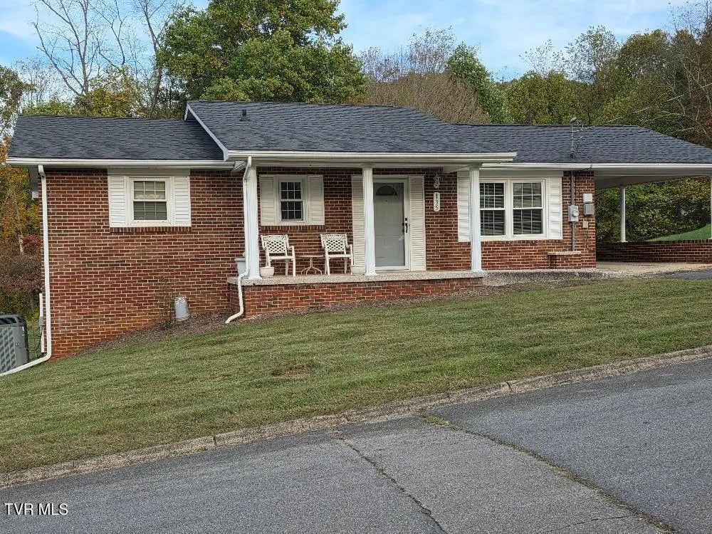 135 Unaka Subdivision Road, Elizabethton
