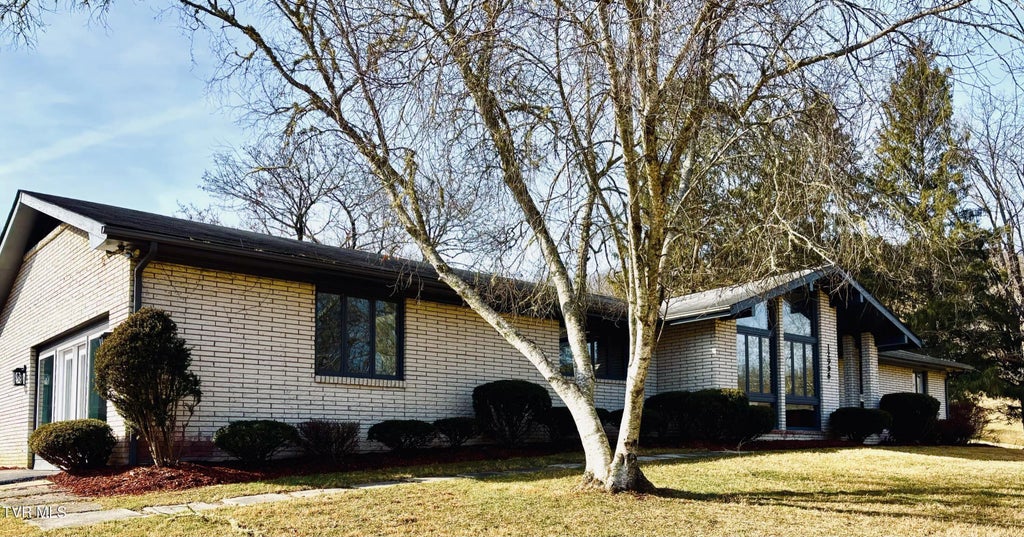 12996 River Lane, Coeburn