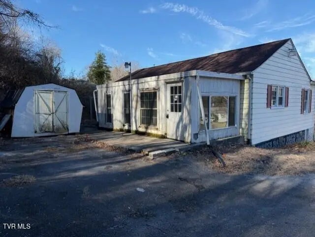 1169 Valley Drive, Bristol