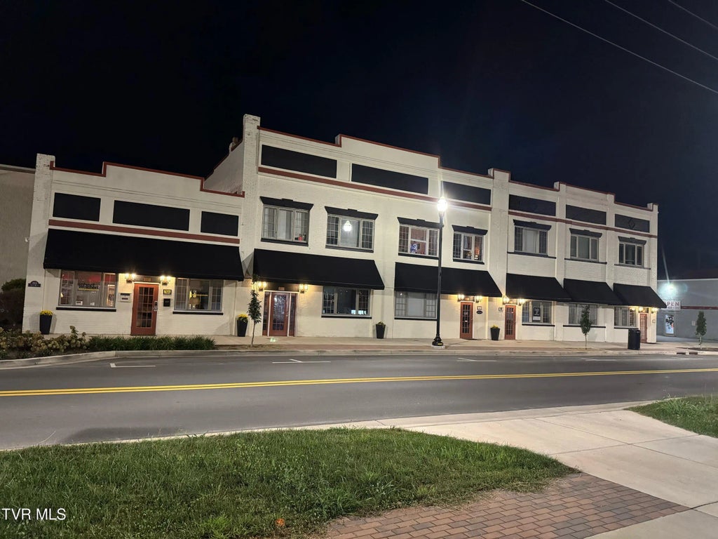 555 East Main Street 104 Ab, Kingsport