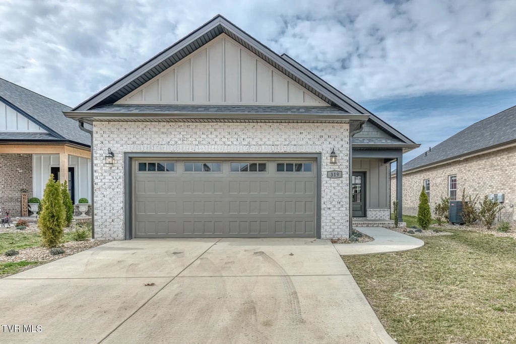 319 Monroe Drive, Bristol