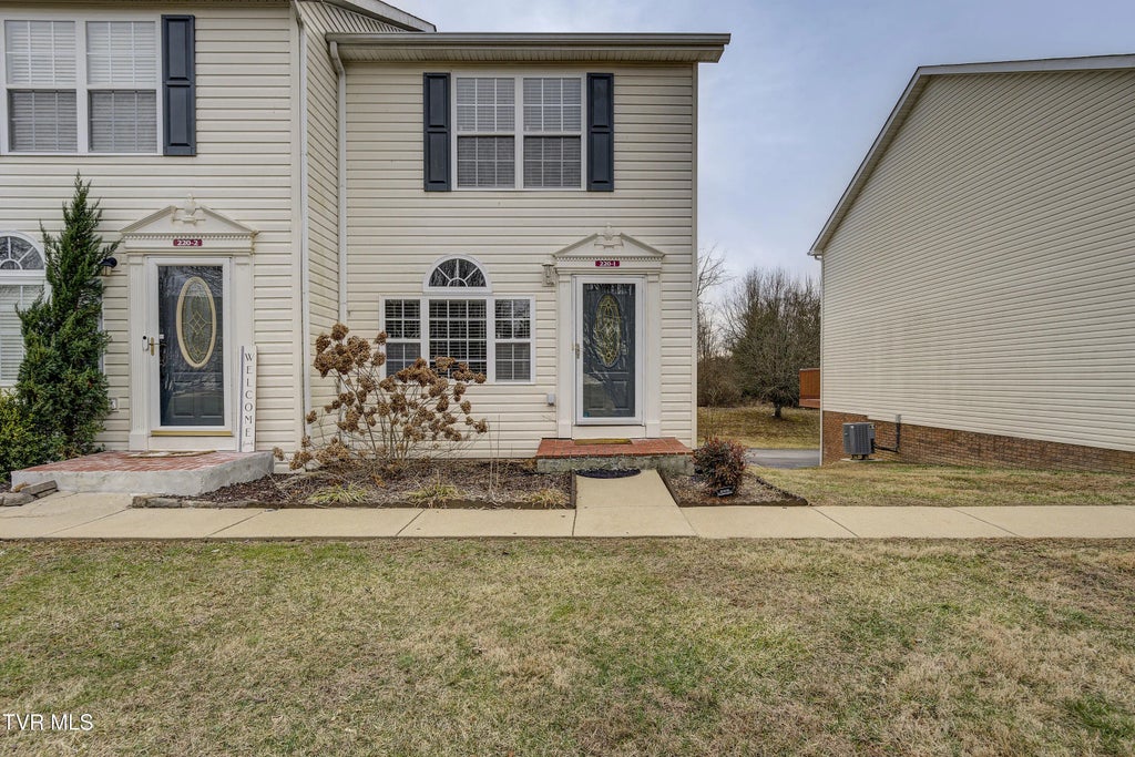 220 Amanda Lane 1, Bristol