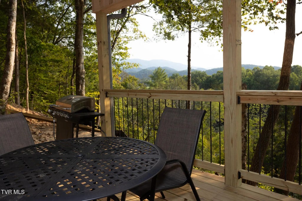 37 of 42 - 383 South Tva Road, Bristol, TENNESSEE