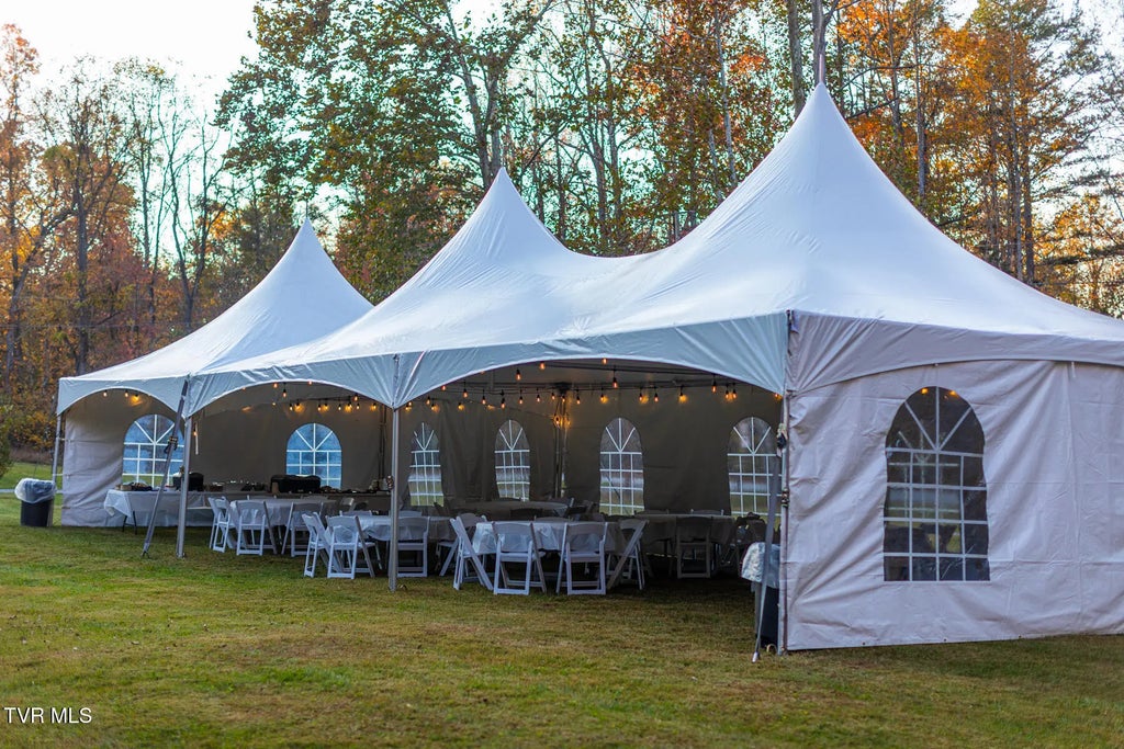 7 of 42 - 383 South Tva Road, Bristol, TENNESSEE