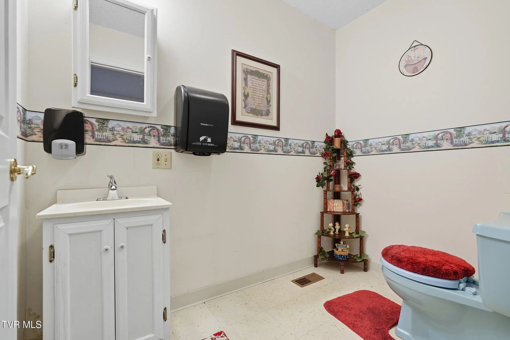 36 of 50 - 368 Clay Street, Castlewood, VIRGINIA