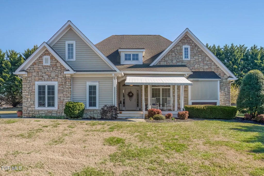 204 James Court, Piney Flats