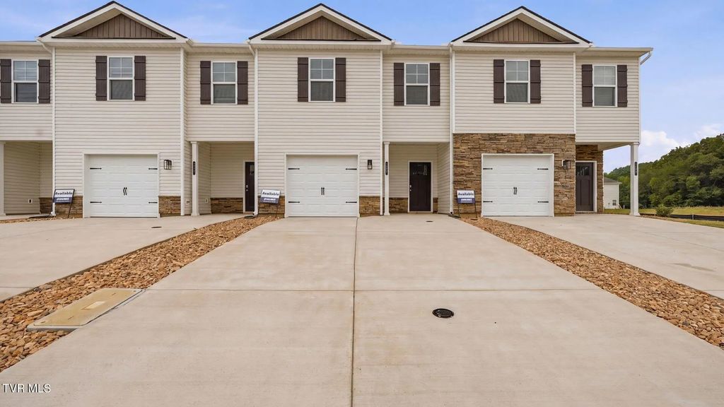 137 Holt Way, Blountville
