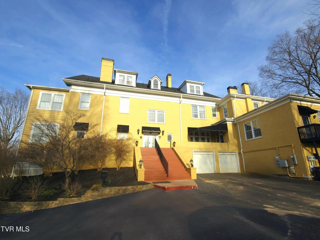 924 Maryland Avenue D, Bristol