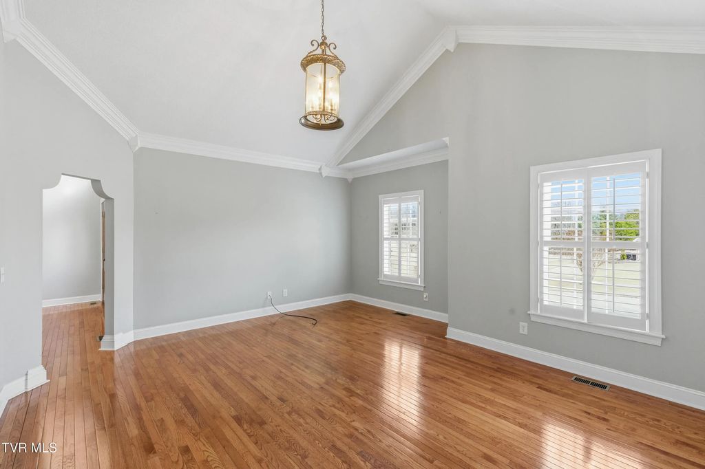 12 of 56 - 117 Canterbury Place, Bristol, TENNESSEE