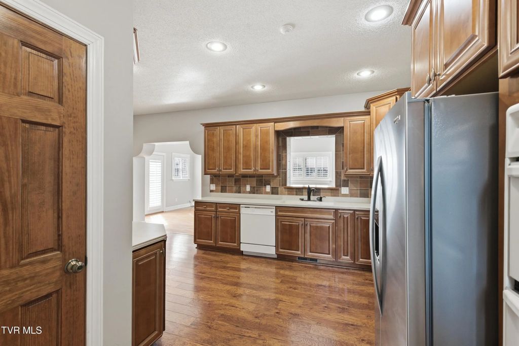 23 of 56 - 117 Canterbury Place, Bristol, TENNESSEE