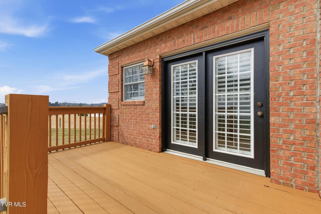 50 of 56 - 117 Canterbury Place, Bristol, TENNESSEE