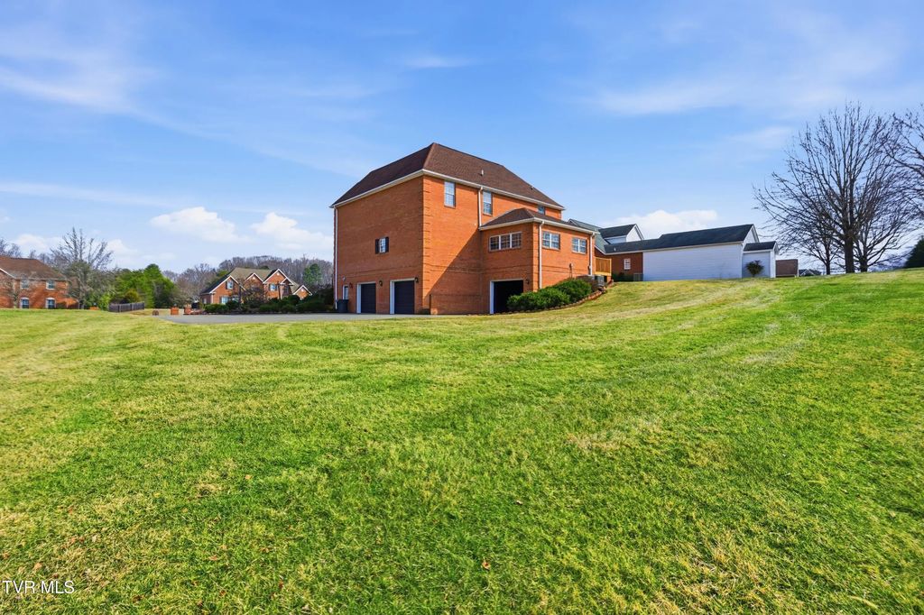 53 of 56 - 117 Canterbury Place, Bristol, TENNESSEE