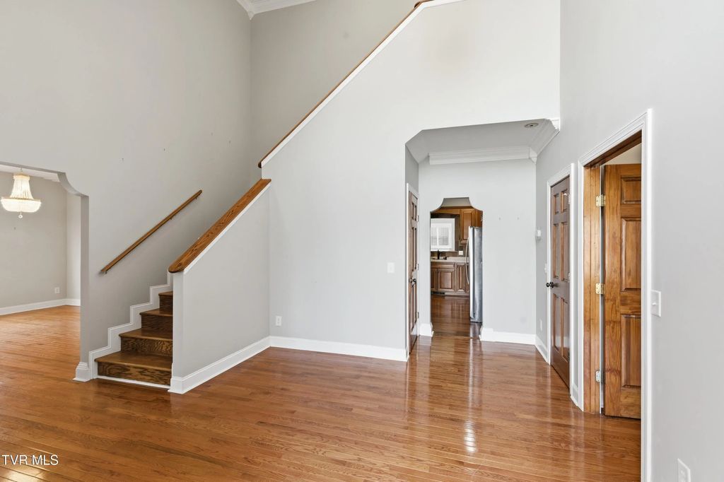 8 of 56 - 117 Canterbury Place, Bristol, TENNESSEE