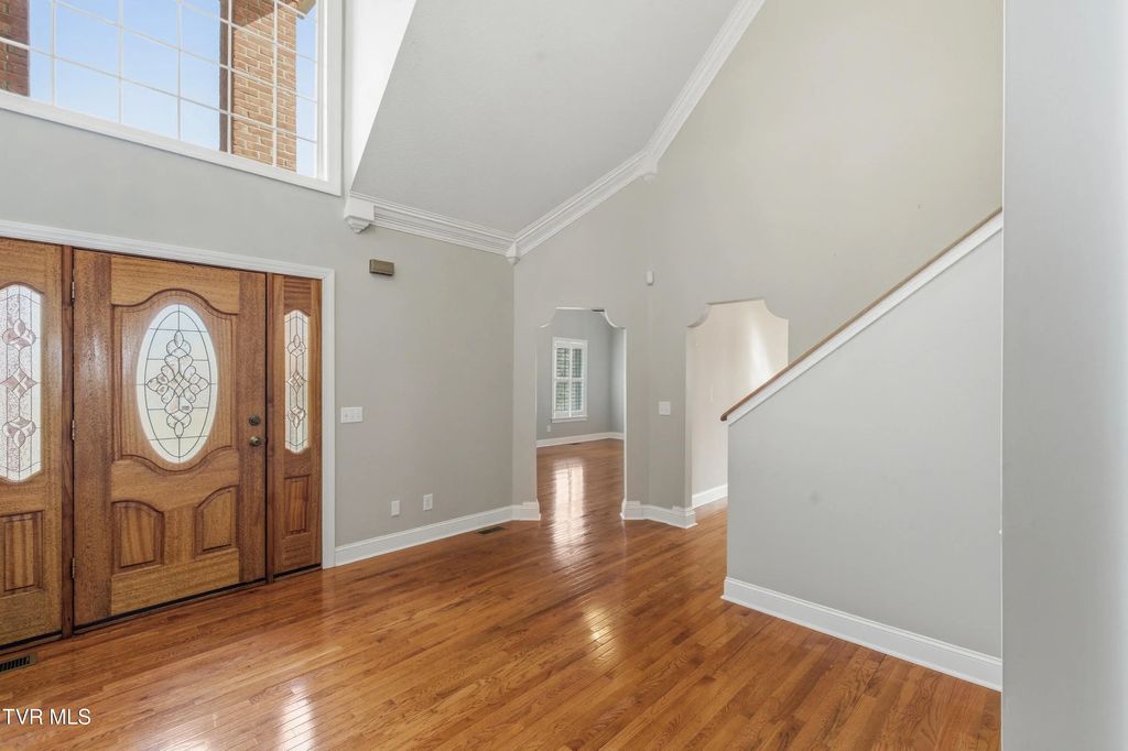 9 of 56 - 117 Canterbury Place, Bristol, TENNESSEE