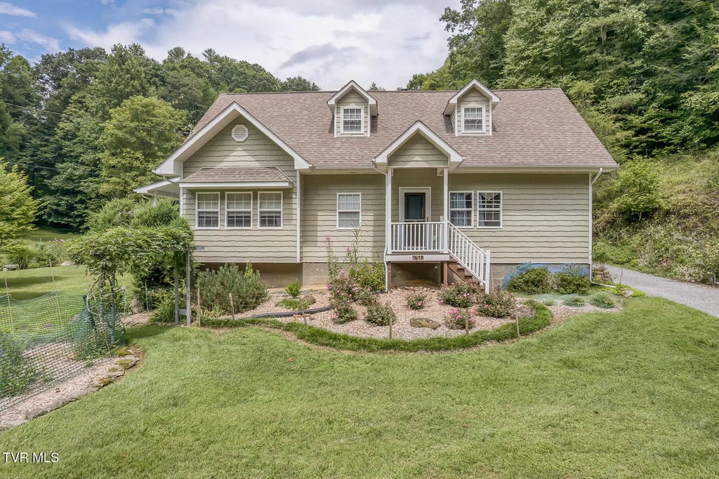 7519 Wolf Run Road, Bristol