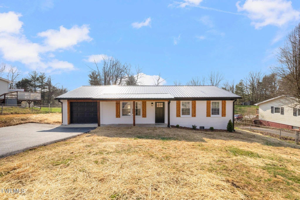 137 Meadow Lark Lane, Bluff City